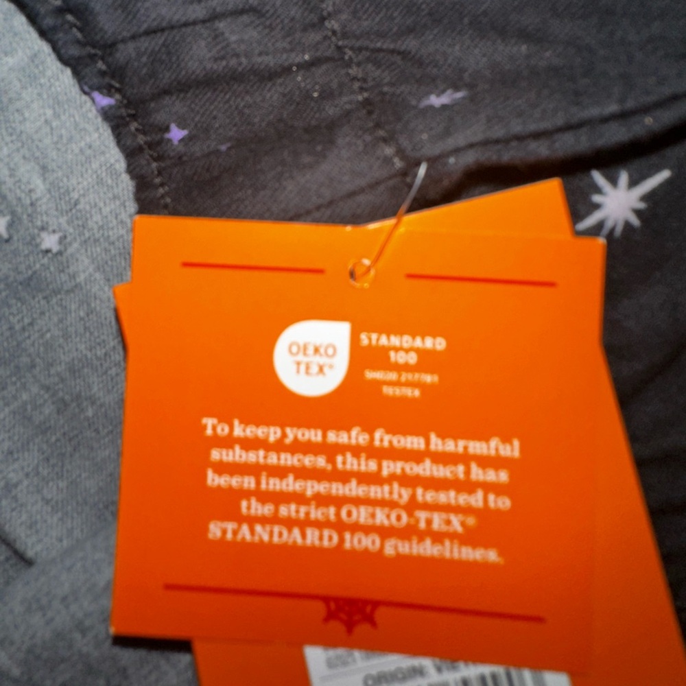 Hyde & Eek Woman’s Pajama Pants with Moon and Star Print - Picture 6 of 6